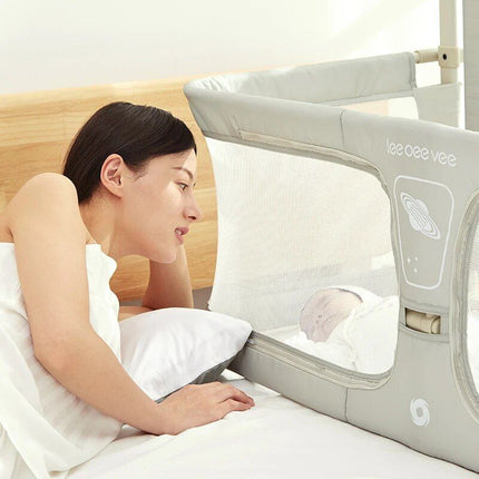 Compact and Versatile Baby Crib - Wnkrs