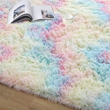 Tapis en peluche à dégradé de couleurs pour une décoration intérieure dynamique