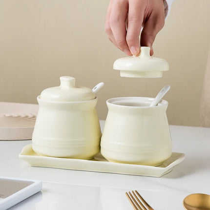 Ensemble de pots à épices en céramique élégants pour une cuisine organisée