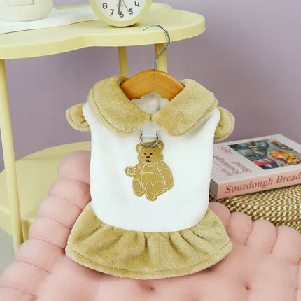 Robe à col en peluche pour chiens et chats