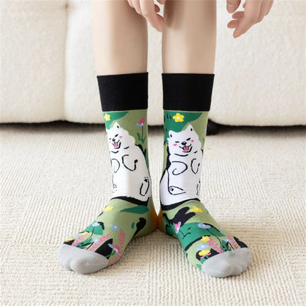 Chaussettes mignonnes avec un chat renard de dessin animé