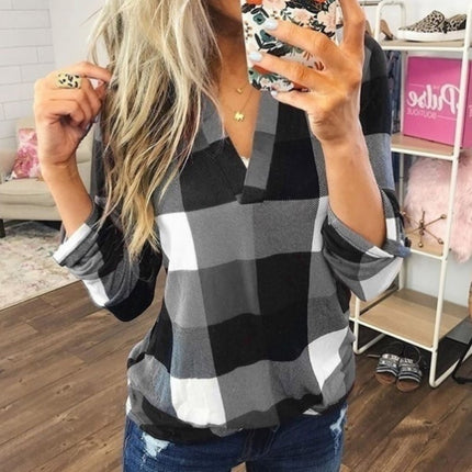 Women's Casual Plaid Patterned Blouse - Wnkrs