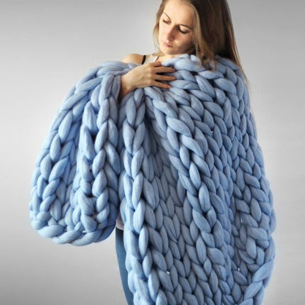 Hand woven woolen blanket  Soft Chenille Blanket - Wnkrs