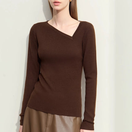 Pull slim asymétrique à col en V en diagonale pour l'automne