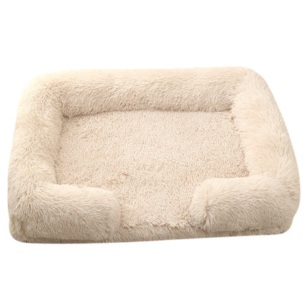 Lit douillet en peluche pour chien en hiver