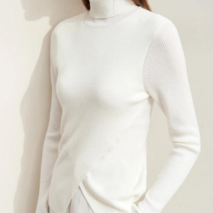 Minimalist Women's Turtleneck Sweater for Autumn