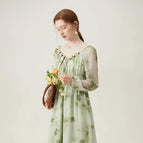 M / Light Green