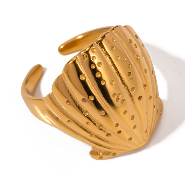 Elegant 18K Gold Hammered Stainless Steel Ring