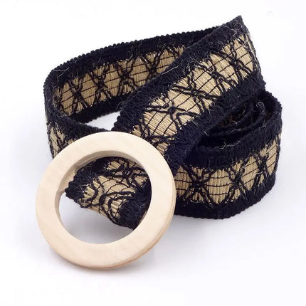 Ceinture en dentelle crochetée style bohème avec boucle en bois