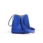 17x9.5x17cm / Blue