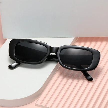 Trendy Vintage Square Frame Sunglasses with UV400 Protection