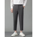 40 / Gris oscuro (noveno pantalón)