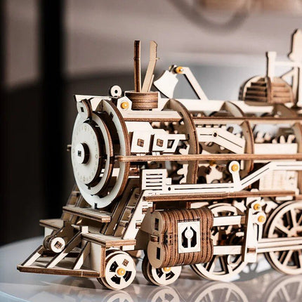 Clockwork Wooden Locomotive Model Kit - Wnkrs