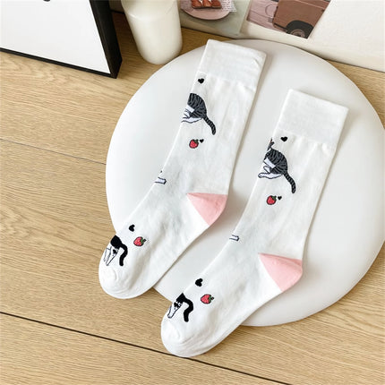 Chaussettes mignonnes avec un chat renard de dessin animé