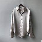 M / Gray