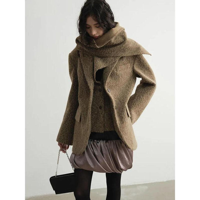 Blazer chic en laine texturée pour femme avec col écharpe