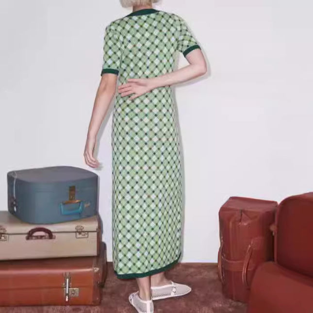 Vestido de punto de largo medio con escote en V y cuadros verdes estilo retro