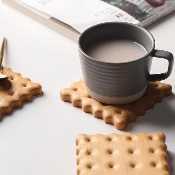 Posavasos de madera natural para galletas