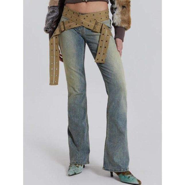 Jean slim taille basse avec ceinture en toile