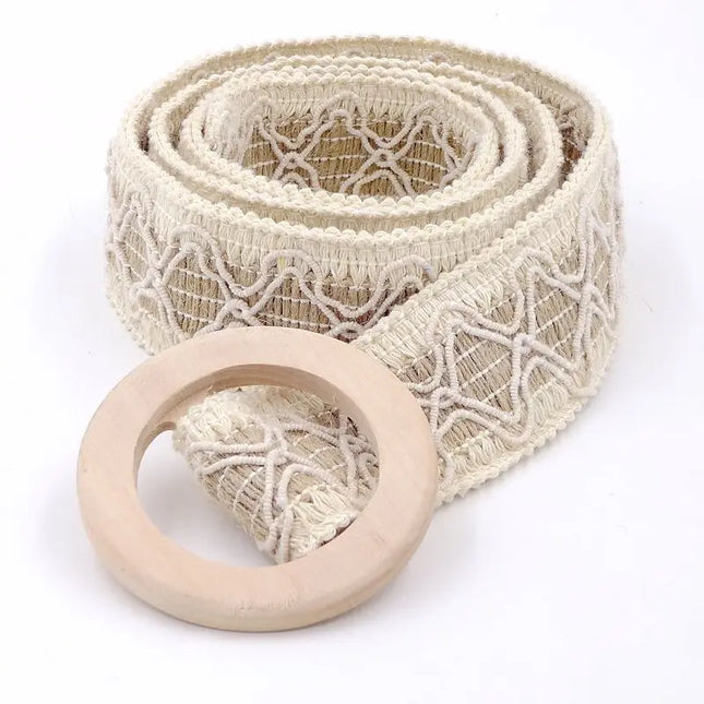 Cinturón de encaje de crochet estilo bohemio con hebilla de madera