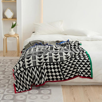 Elegant Geometric Pattern Cotton Blanket with Stripe Edge