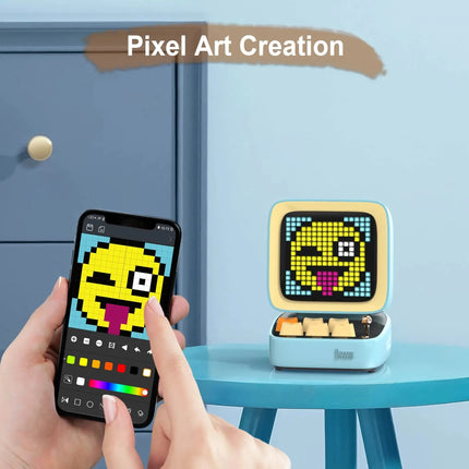 Retro Pixel Art Game Bluetooth Speaker with 16x16 LED App-Controlled Front Screen