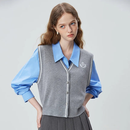 Gilet tricoté gris d'automne pour femme