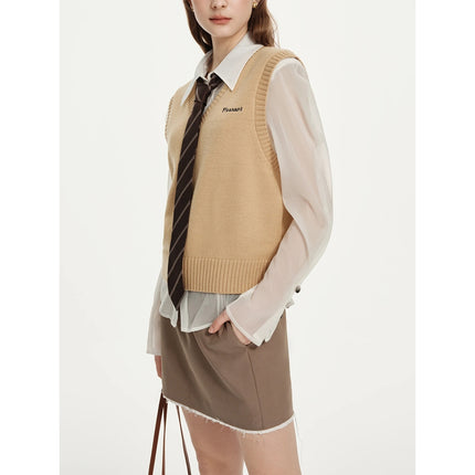 Gilet pull col V en laine mélangée beige pour femme