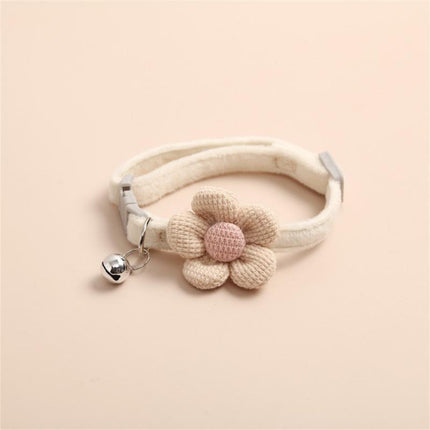 Collier pour chat réglable avec jolie fleur et cloche