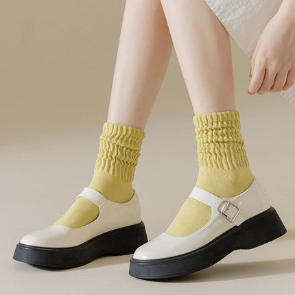 Chaussettes mi-hautes en coton pour femmes pour le printemps et l'automne