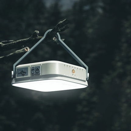 Luz de camping recargable e impermeable con luminosidad de 800 lúmenes