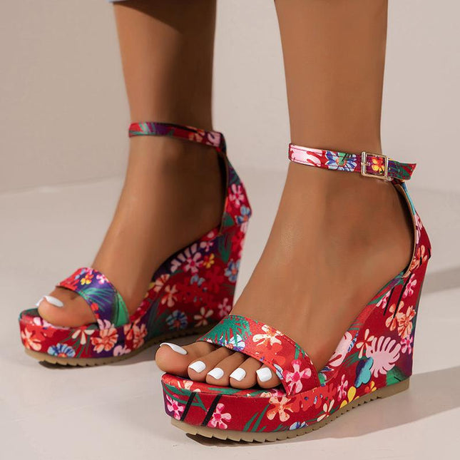 Sandalias de cuña con estampado de estilo bohemio