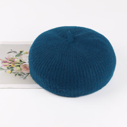 Women's 100% Wool Beret – Classic Warmth for All Seasons