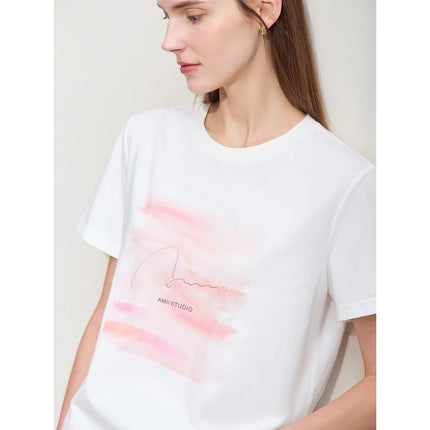 Camiseta informal de mujer con cuello redondo y bordado: letras estampadas con arte