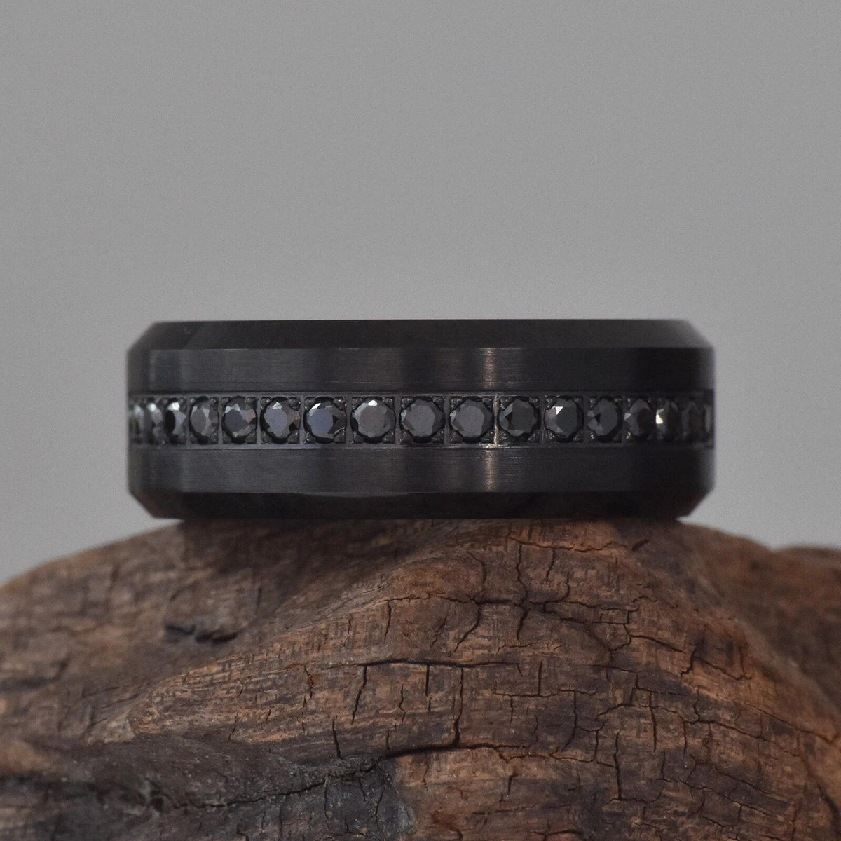 Elegant Black Tungsten Carbide Men's Wedding Ring with Cubic Zirconia