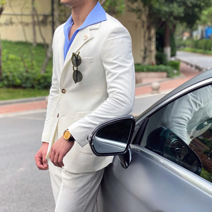 Traje elegante de seersucker blanco para hombre: corte entallado italiano