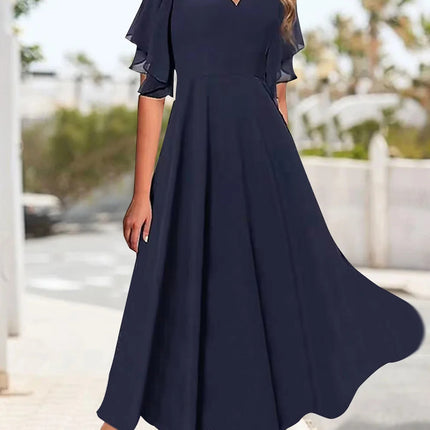 Robe unie élégante à col en V et à volants pour femme