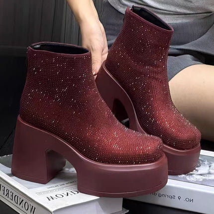 Bottines à talons épais et plateformes en strass étoilés