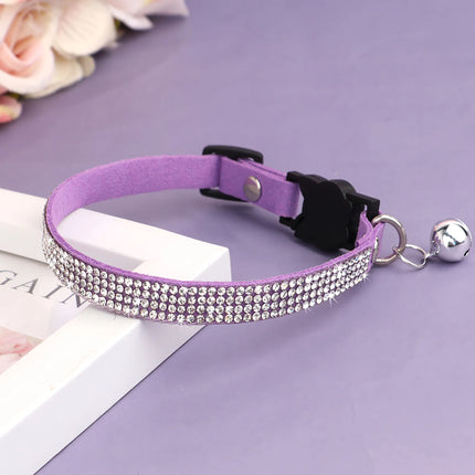 Collar para gato de gamuza suave con diamantes de imitación