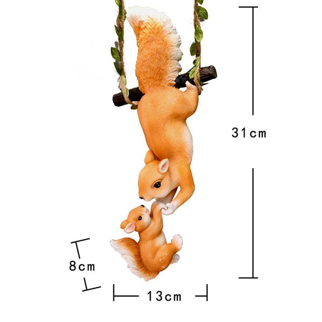 Figura de ardilla trepadora para exteriores