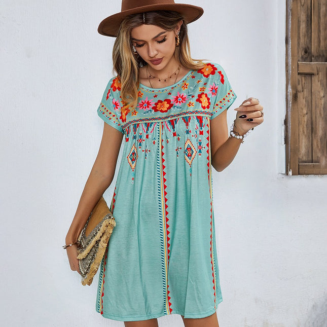 Vestido corto elegante de estilo bohemio