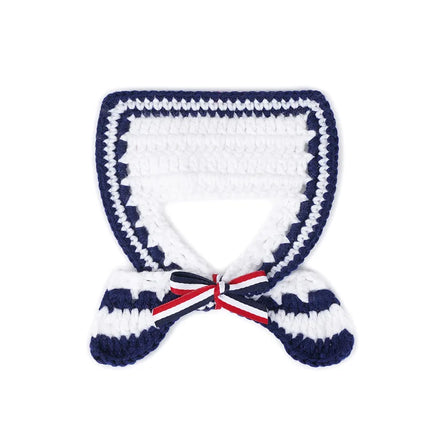 Collier en crochet bleu marine fait main