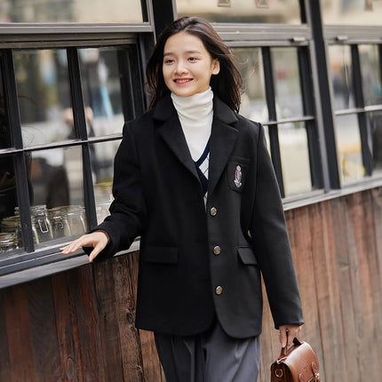 Costume décontracté avec veste brodée en polaire