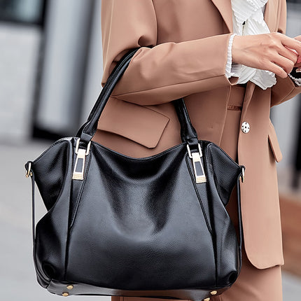 Casual Chic Shoulder Bag: Your Stylish Everyday Companion