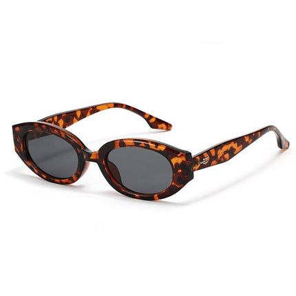 Retro Cat Eye Sunglasses - Vintage Style for Timeless Charm