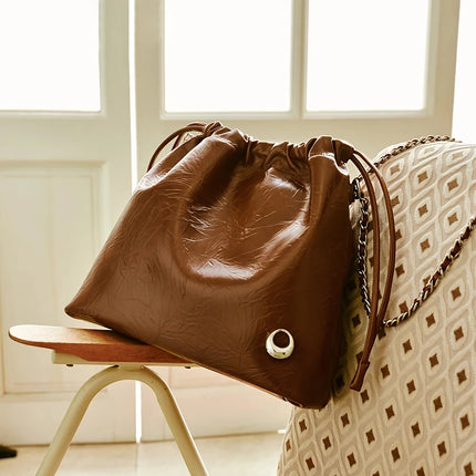 Sac à bandoulière et à bandoulière tendance en cuir de grande capacité pour femme