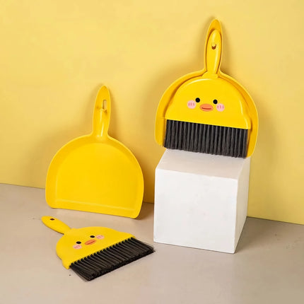 Ensemble balai et pelle à poussière compact pour enfants