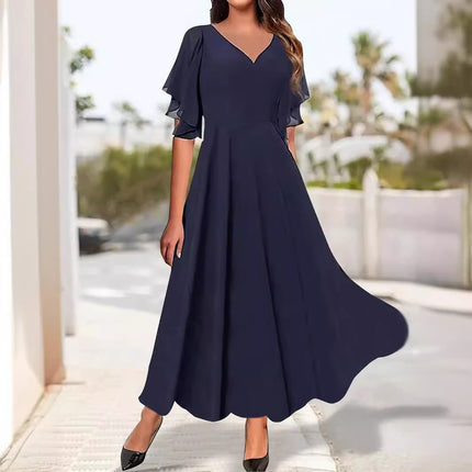 Robe unie élégante à col en V et à volants pour femme