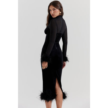 Robe mi-longue sexy à plumes élégante