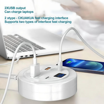 Multiprise de voyage universelle avec deux ports USB-C et USB-A